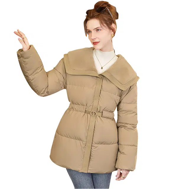 她池 大翻领中长款保暖气质通勤棉服 女款 卡其色