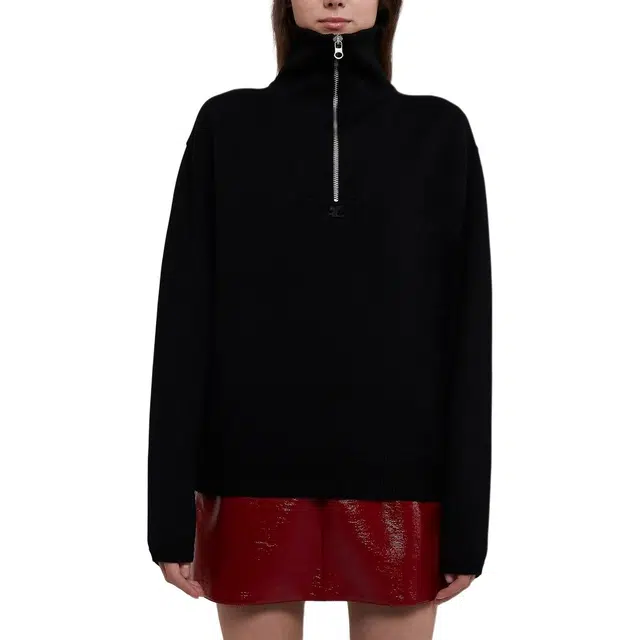 COURREGES