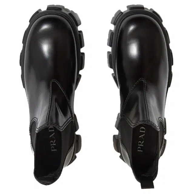 PRADA Monolith