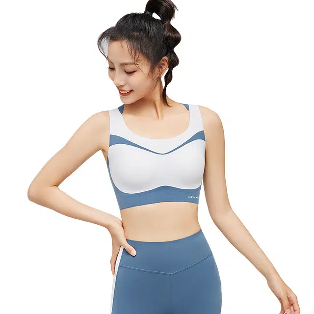 MOLY VIVI
