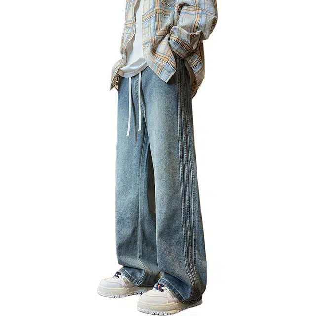 M JEANS STUDIOS 7
