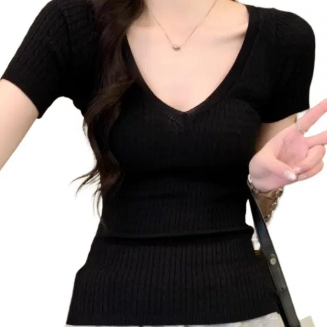 MUCCHIC V T
