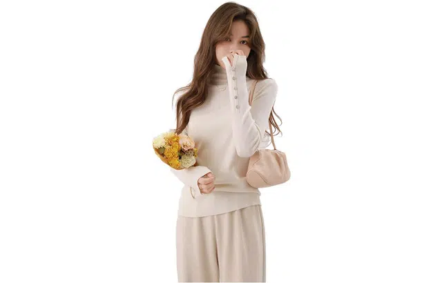 花栗鼠小姐 纯色高领长袖针织衫 女款