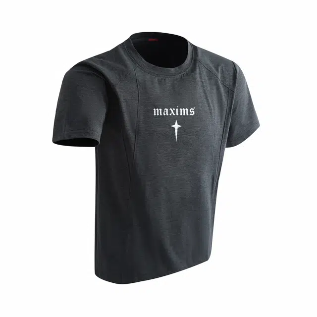 maxim's de paris logo T