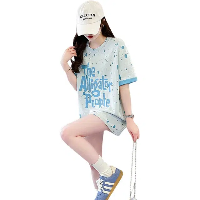 LAKESI T