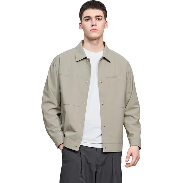 与狼共舞 翻领春季休闲纯色散口袖长袖标准夹克 男款