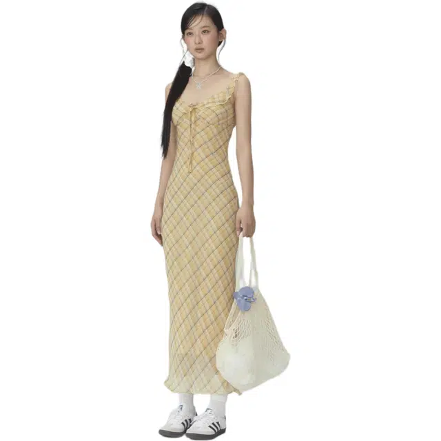 小卷要加油 格子法式气质薄纱修身长裙显瘦吊带连衣裙 女款