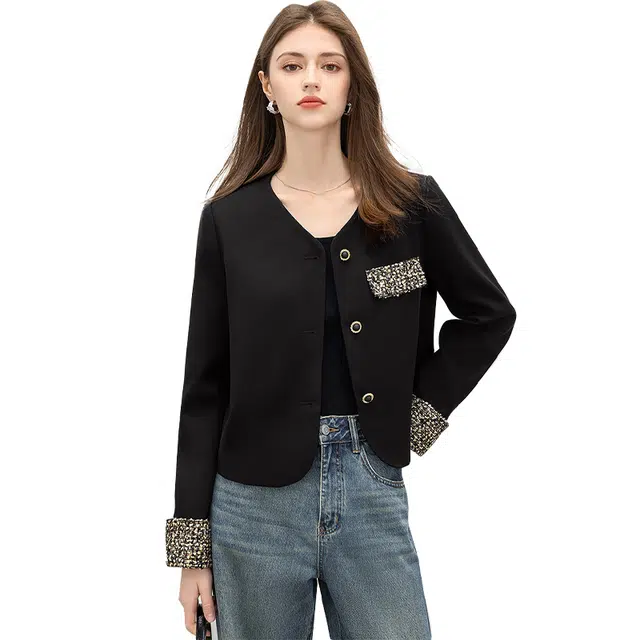 她池 撞色通勤单排扣正肩短款长袖截短外套 女款 黑色