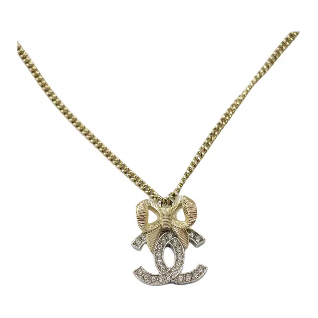 CHANEL -