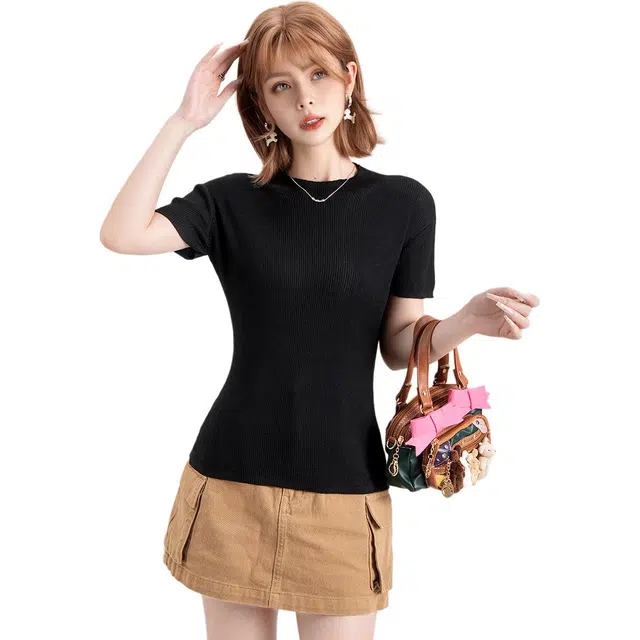 法文箱子 修身显瘦设计感纯色短袖圆领针织衫 女款