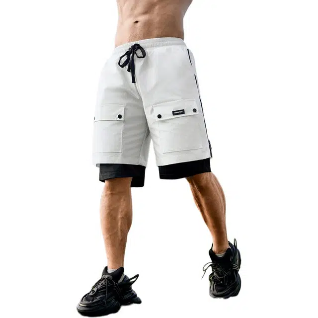 墨立方 功能性多口袋+带盖口袋户外露营便捷收纳运动短裤 男款