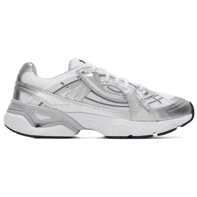 Under Armour Sola