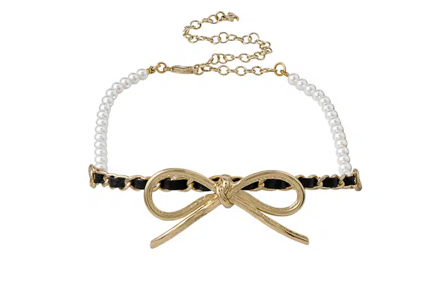 CHANEL Chocker