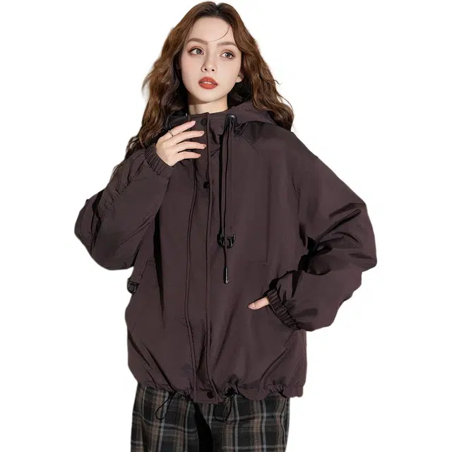 法文箱子 简约连帽拉链长袖棉服 女款