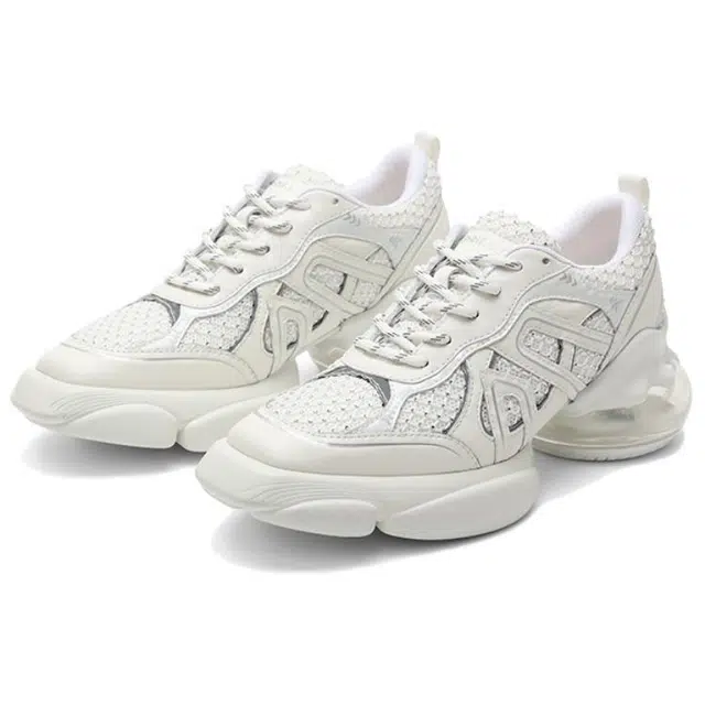 Daphne Bubble Series