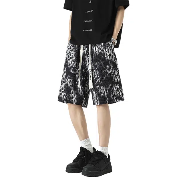 敦煌博物馆 美式高街复古创意字母满印设计感大码中腰户外通勤宽松百搭薄款透气系带五分直筒休闲短裤 男女同款