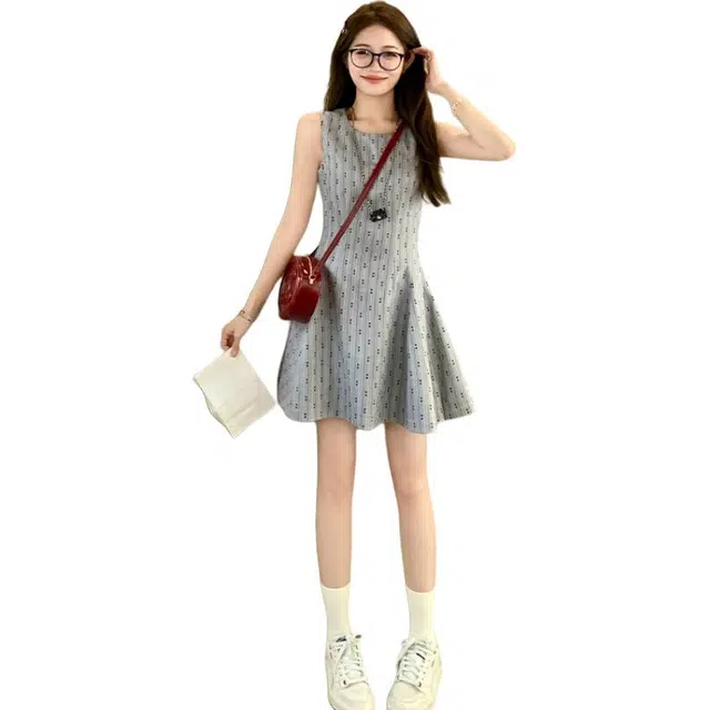 水中花 复古小桃心学院风气质收腰圆领背心裙无袖连衣裙 女款