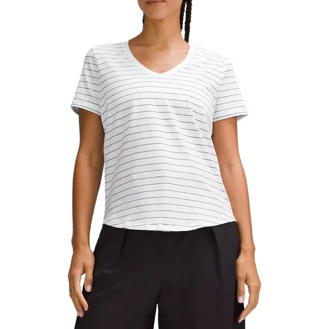 lululemon V T