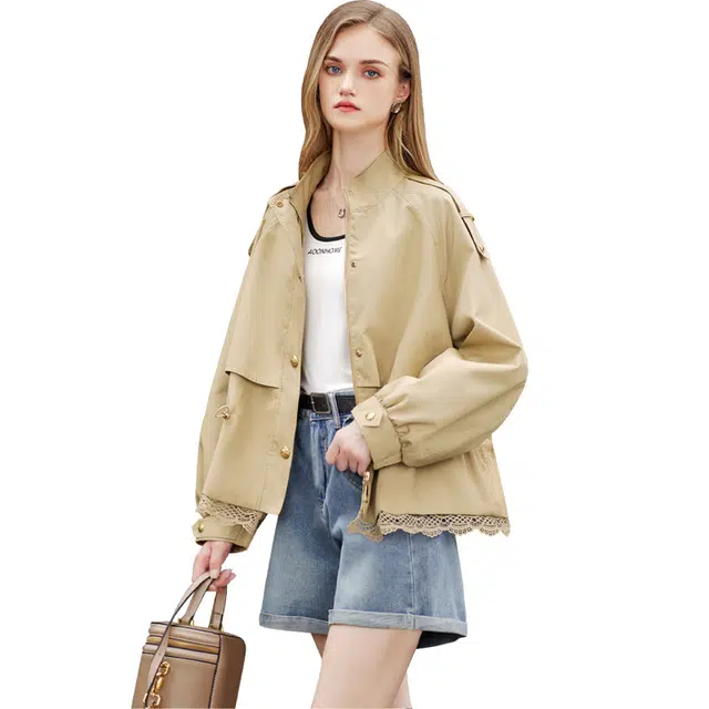 她池 工装风抽绳收腰立领宽松短款截短外套 女款 卡其色