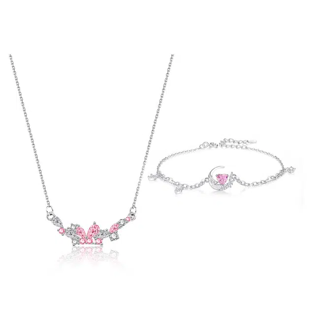 克兰茜 繁花蝶舞 轻奢精致简约高级感 甜美蝴蝶设计 日常百搭女友心动锁骨链 送礼女生 恋爱告白节日纪念日礼盒装 锆石 项链 女款