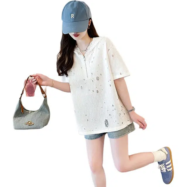 LAKESI T