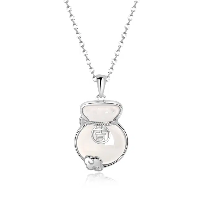 【光彩熠熠】 帝苏行 银福宝袋 新中式国潮 吉祥如意平安顺遂 简约小众设计 玉髓 项链 女款