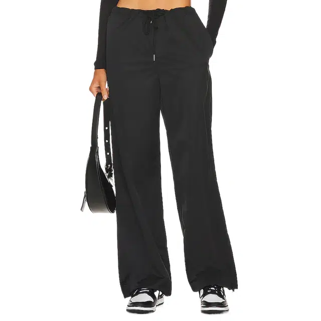 SUPERDOWN Greta Parachute Pant
