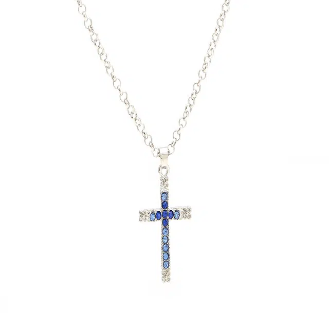前方大荒野 蓝色十字架锁骨链欧美风轻奢小众设计高级感时尚穿衣百搭休闲通勤简约精致气质 合金锆石 项链 男女同款情侣款