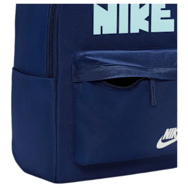 Nike Heritage 25LLogo )