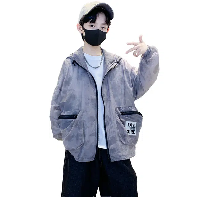 大童 棉致 简约字母口袋连帽拉链舒适长袖防晒服