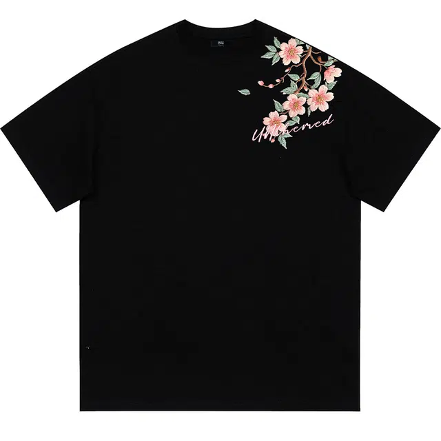 UNthemed T