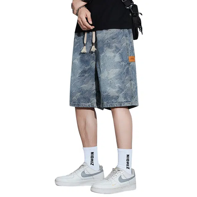 协协乐 薄款迷彩扎染宽松直筒五分牛仔短裤 男款