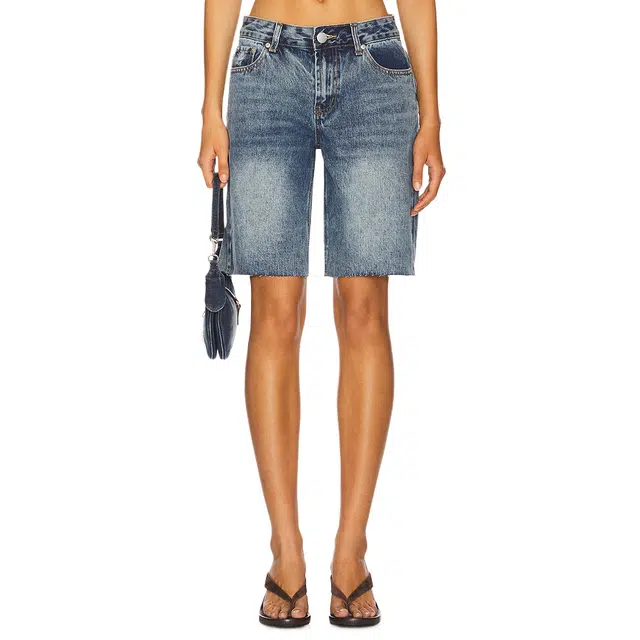 SUPERDOWN Teresa Short