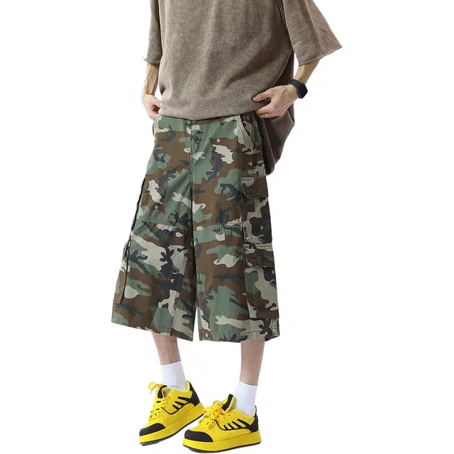 加荣 美式复古迷彩牛仔裤男夏季薄款透气潮牌青少年日常出行百搭男裤街头风宽松小众设计感口袋工装阔腿短七分中裤外穿短裤 男女同款