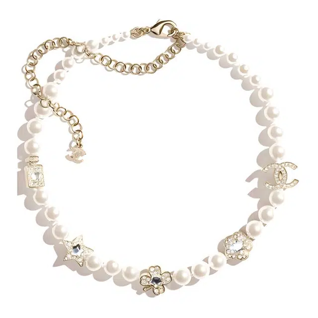 CHANEL 25P