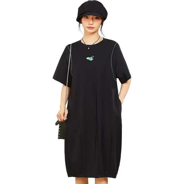 木果果木 宽松萌趣刺绣设计动物常规圆领短袖连衣裙 女款