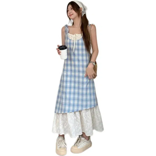 黛尔佳人 小清新假两件拼接格纹别致设计感宽松吊带连衣裙 女款