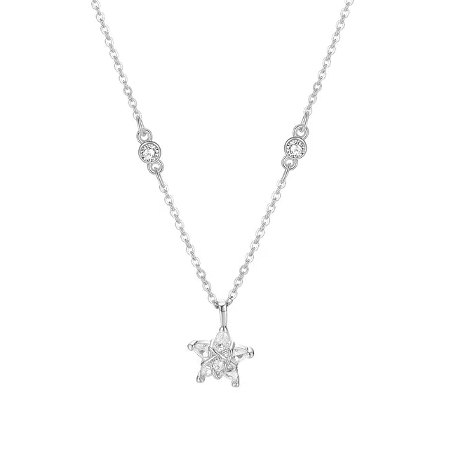 珂里 简约精致冬日星星 时尚设计感 轻奢小众百搭甜美锁骨链 合成立方氧化锆 项链 女款