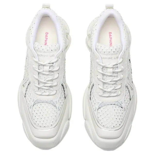 Daphne Bubble Series