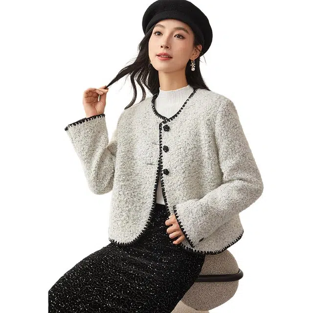 欧昵雪 圆领时尚休闲毛呢舒适绒感外套 女款 浅花灰