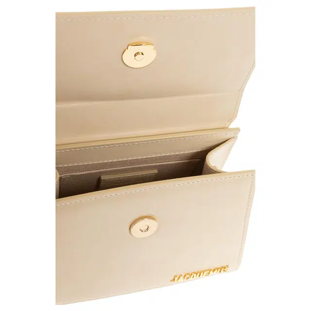 Jacquemus Signature