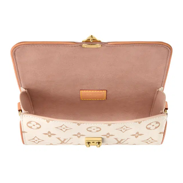 LOUIS VUITTON Pochette Camille Monogram Dune