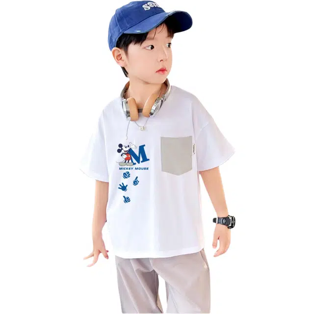 DisneyT