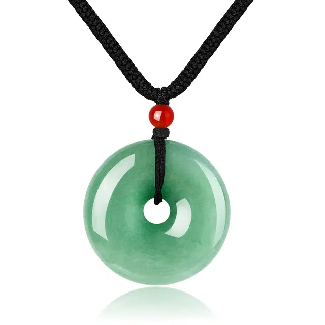 老凤祥 青翠平安扣 吊坠 新中式国潮吉祥如意招财纳福小众设计感精致简约日常通勤百搭轻奢高级礼盒套装天然 东陵玉 项链 男女同款情侣款