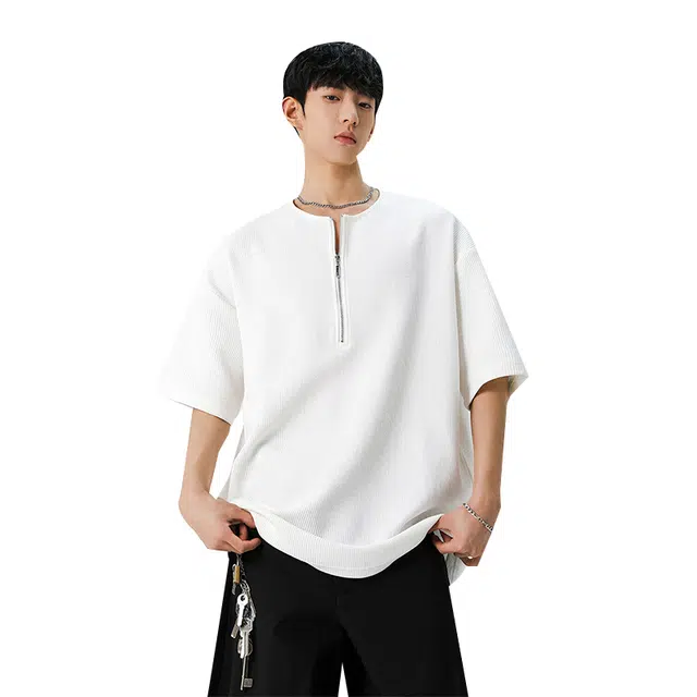 QOTRIOCK T