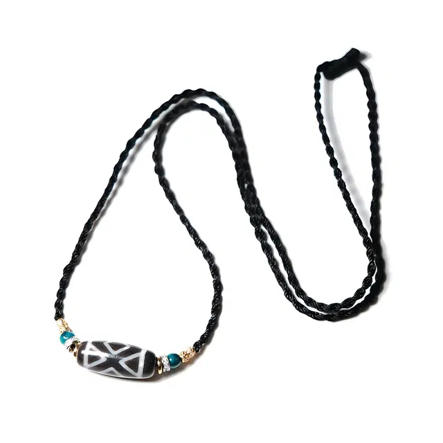 【八方进宝堆成山】 玉临门  藏式天珠手工编织配饰 本命佛 水逆绝缘体 佳偶天成#好运 玛瑙 项链 男女同款情侣款