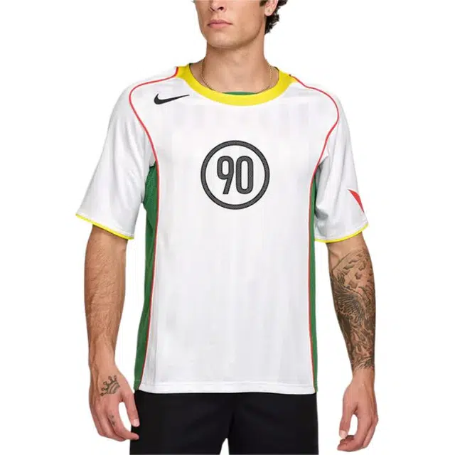 Nike Dri-FIT Total 90 Tee