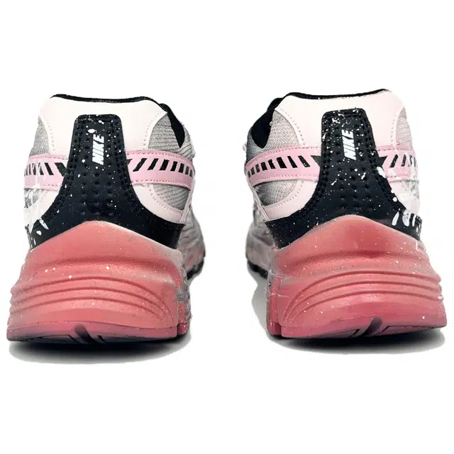 Nike Initiator