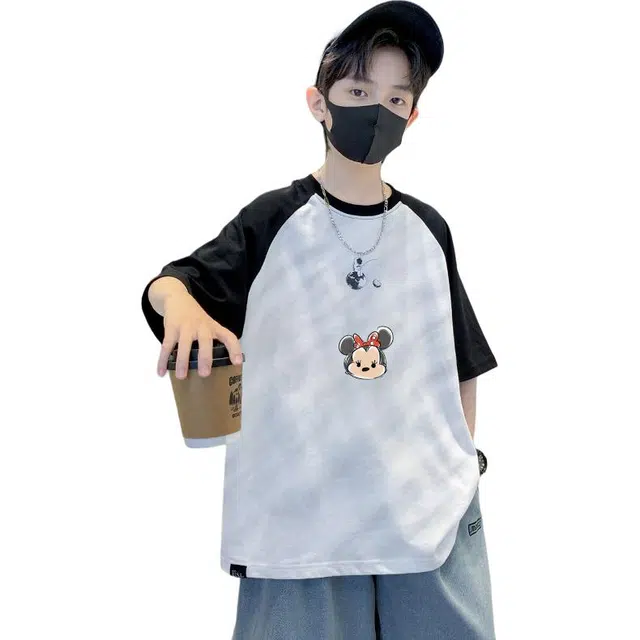 DisneyT