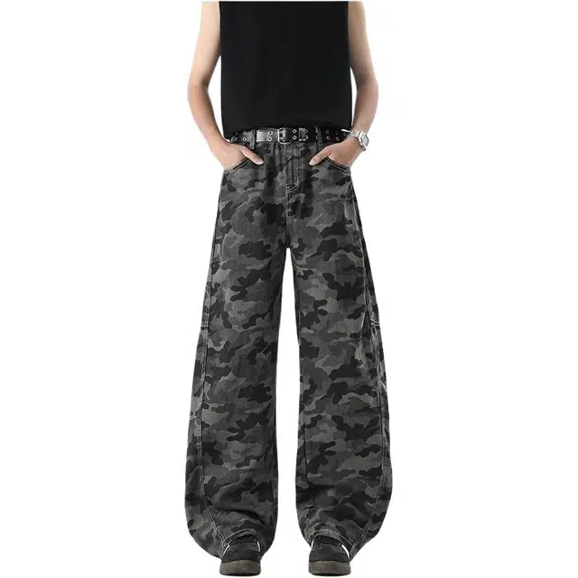 M JEANS STUDIOS 7